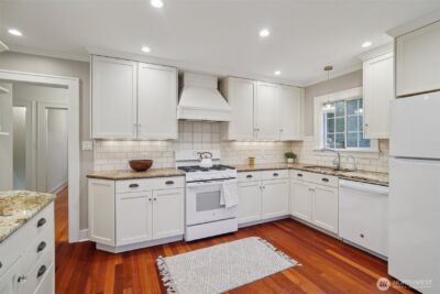 314 N 117th Street , Seattle, WA 98133 - Photo 8