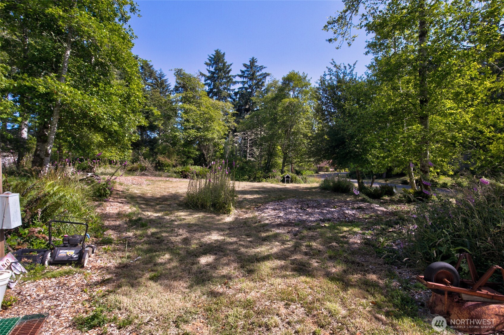 800 Duck Lake Drive SE, Ocean Shores, WA 98569