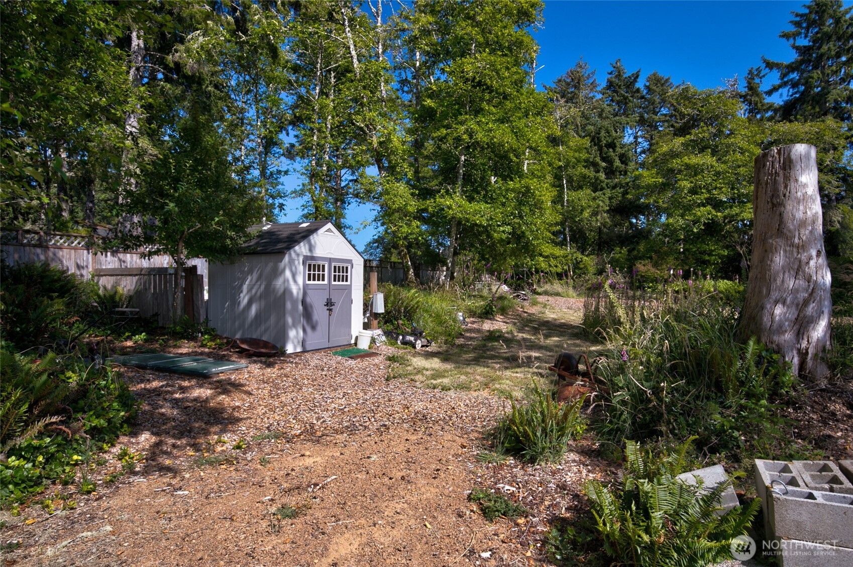 800 Duck Lake Drive SE, Ocean Shores, WA 98569