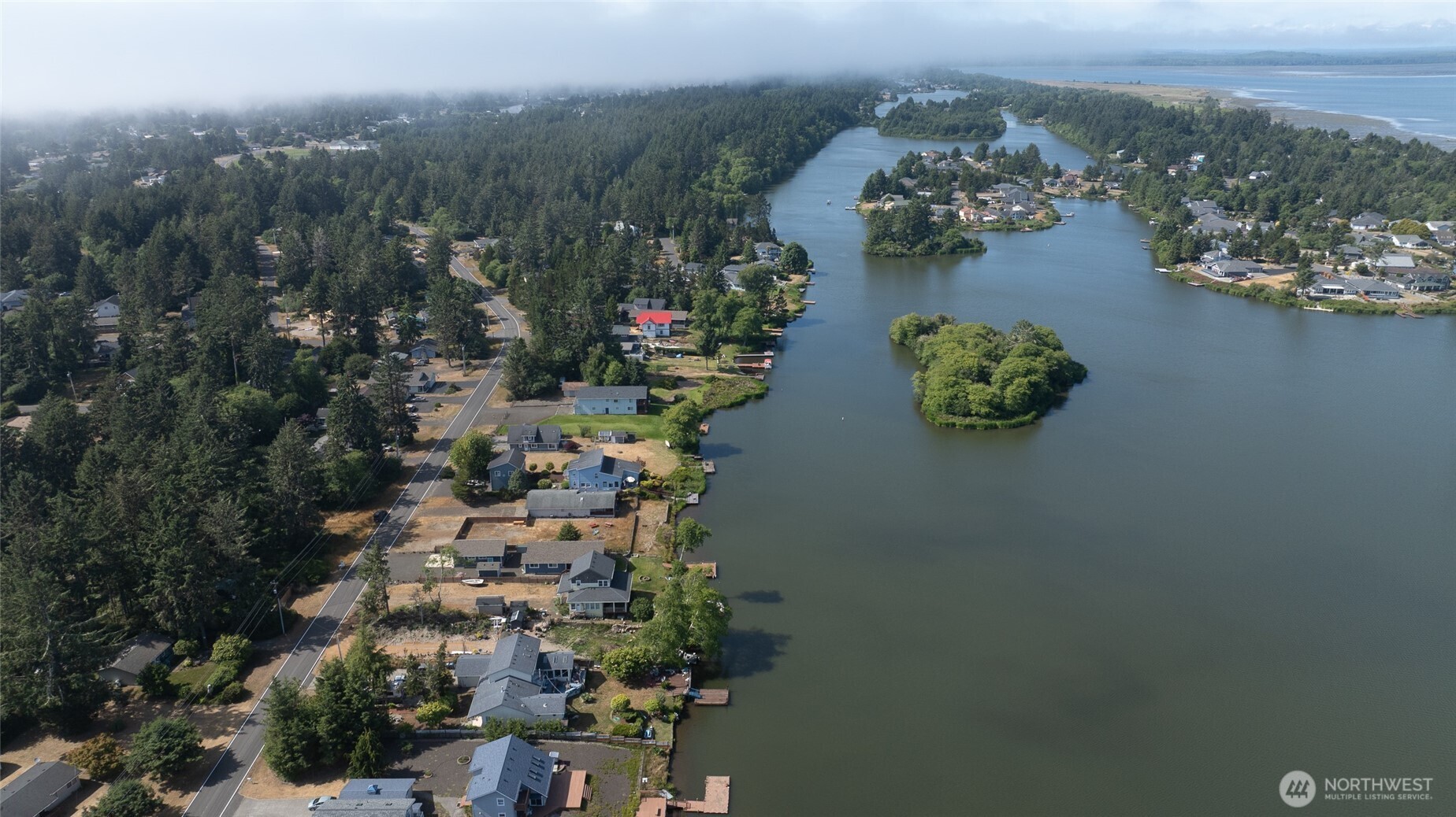 544 Mt Olympus Avenue SE, Ocean Shores, WA 98569