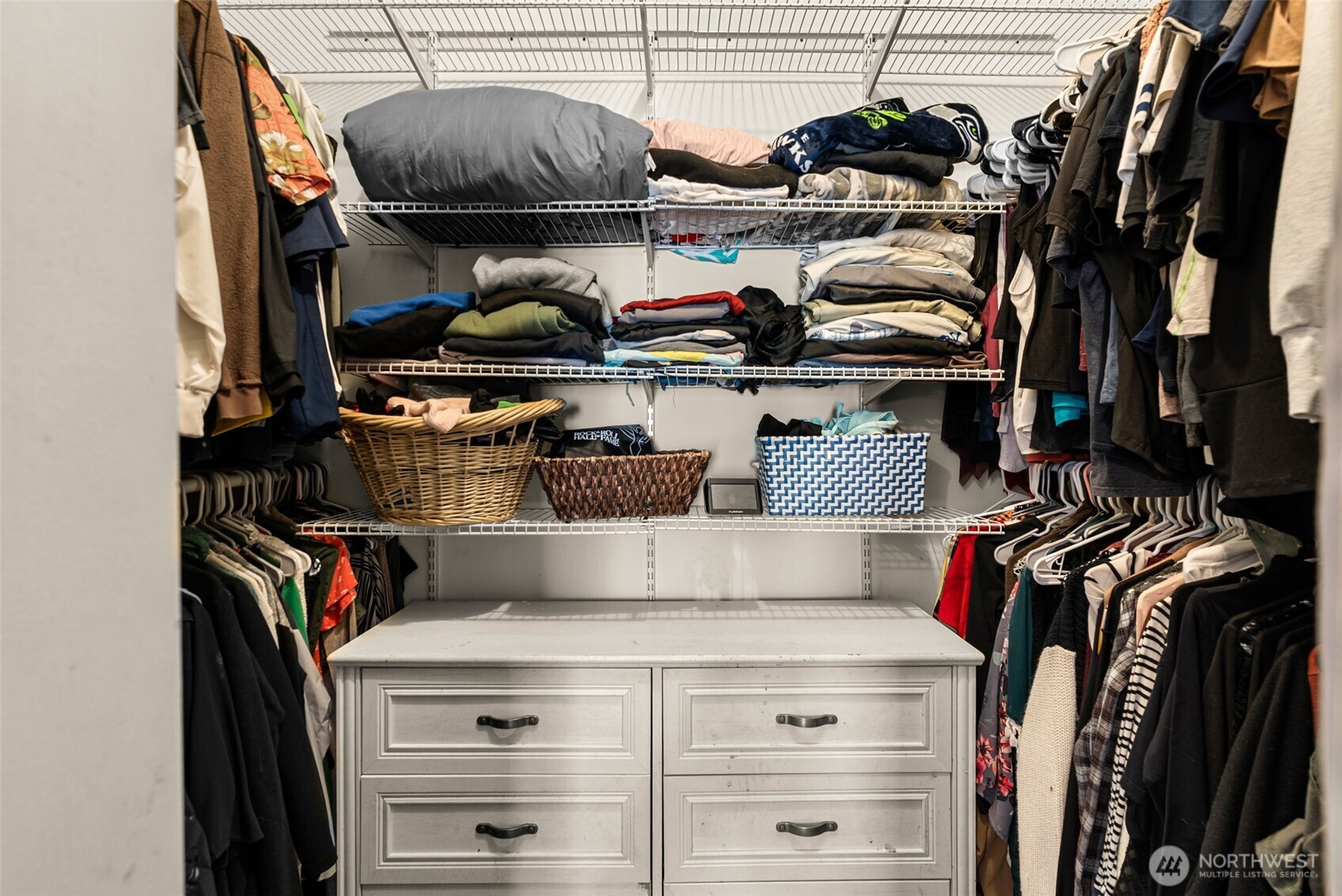 1053 S Perry Avenue , East Wenatchee, WA 98802