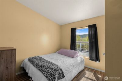 1053 S Perry Avenue , East Wenatchee, WA 98802 - Photo 20