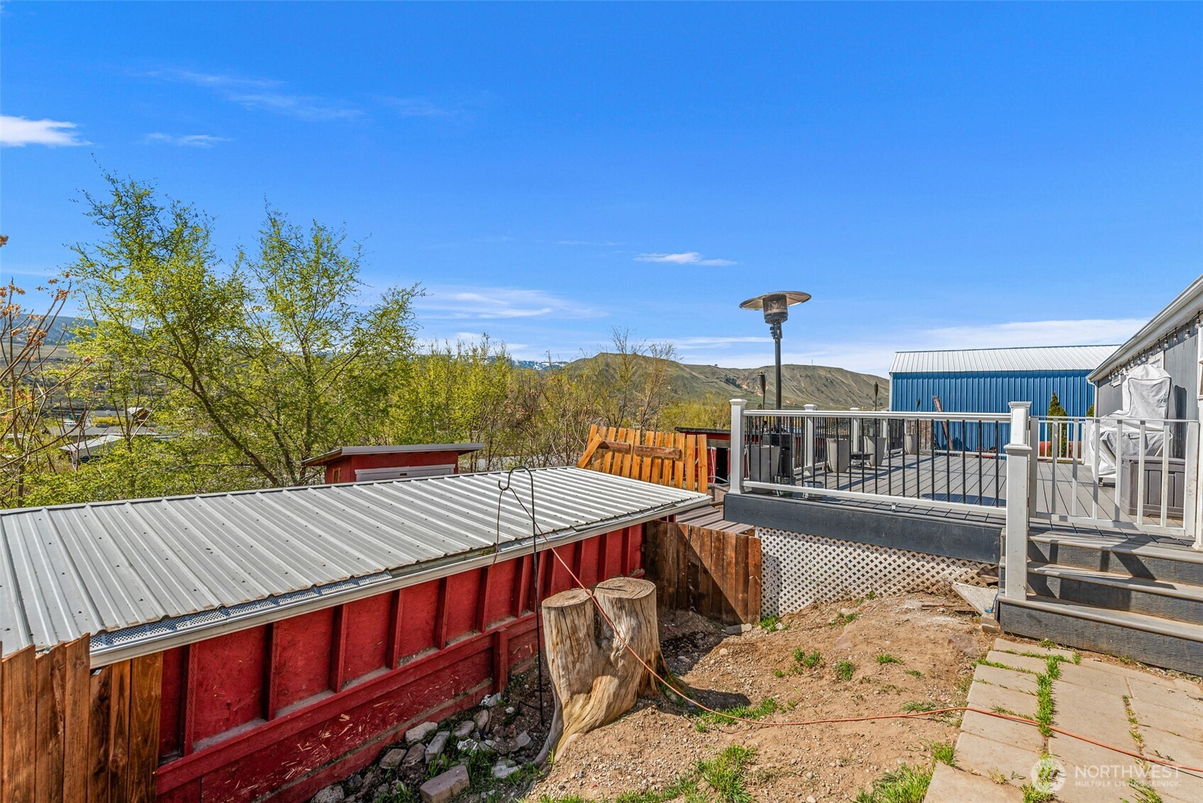 1053 S Perry Avenue , East Wenatchee, WA 98802