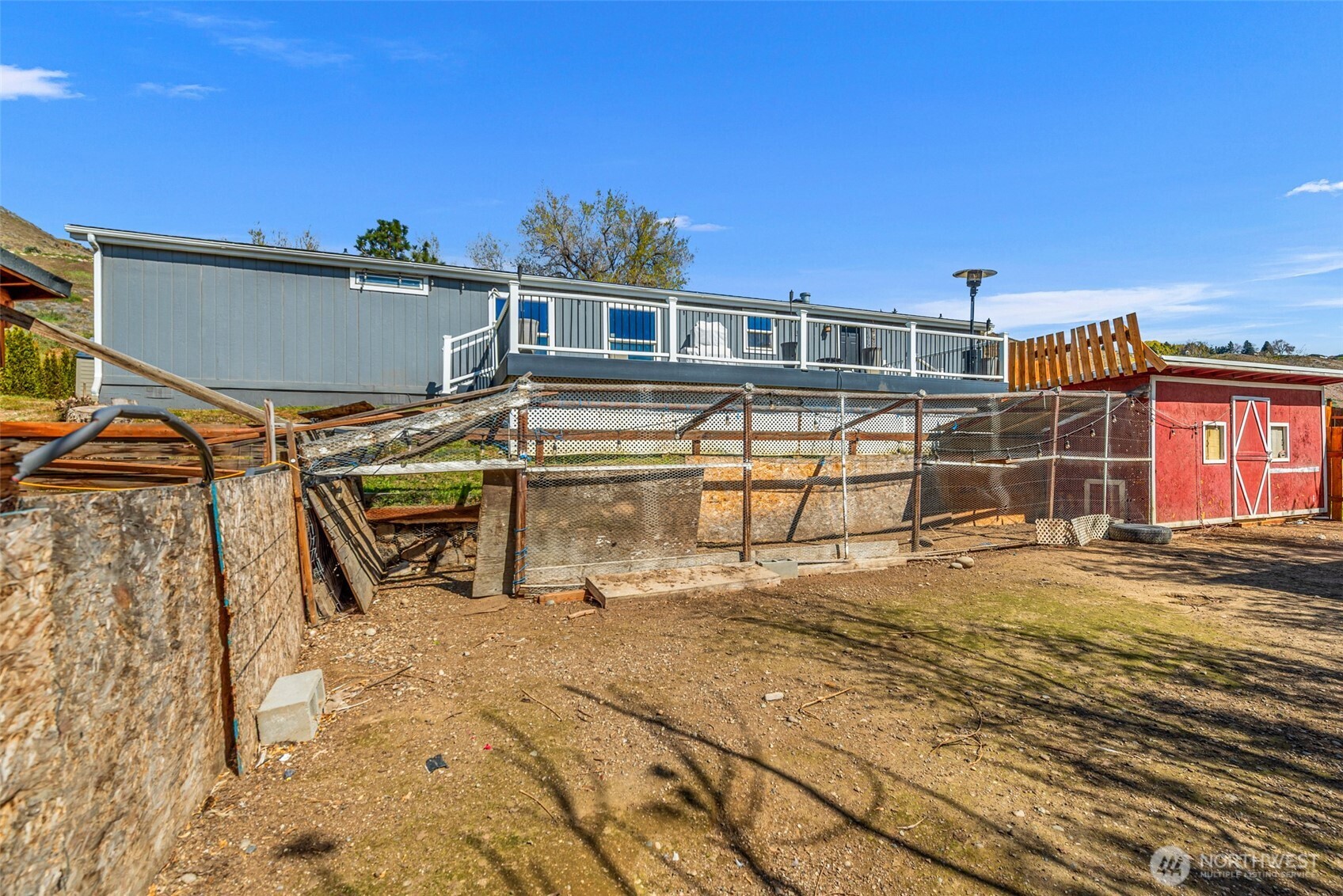 1053 S Perry Avenue , East Wenatchee, WA 98802