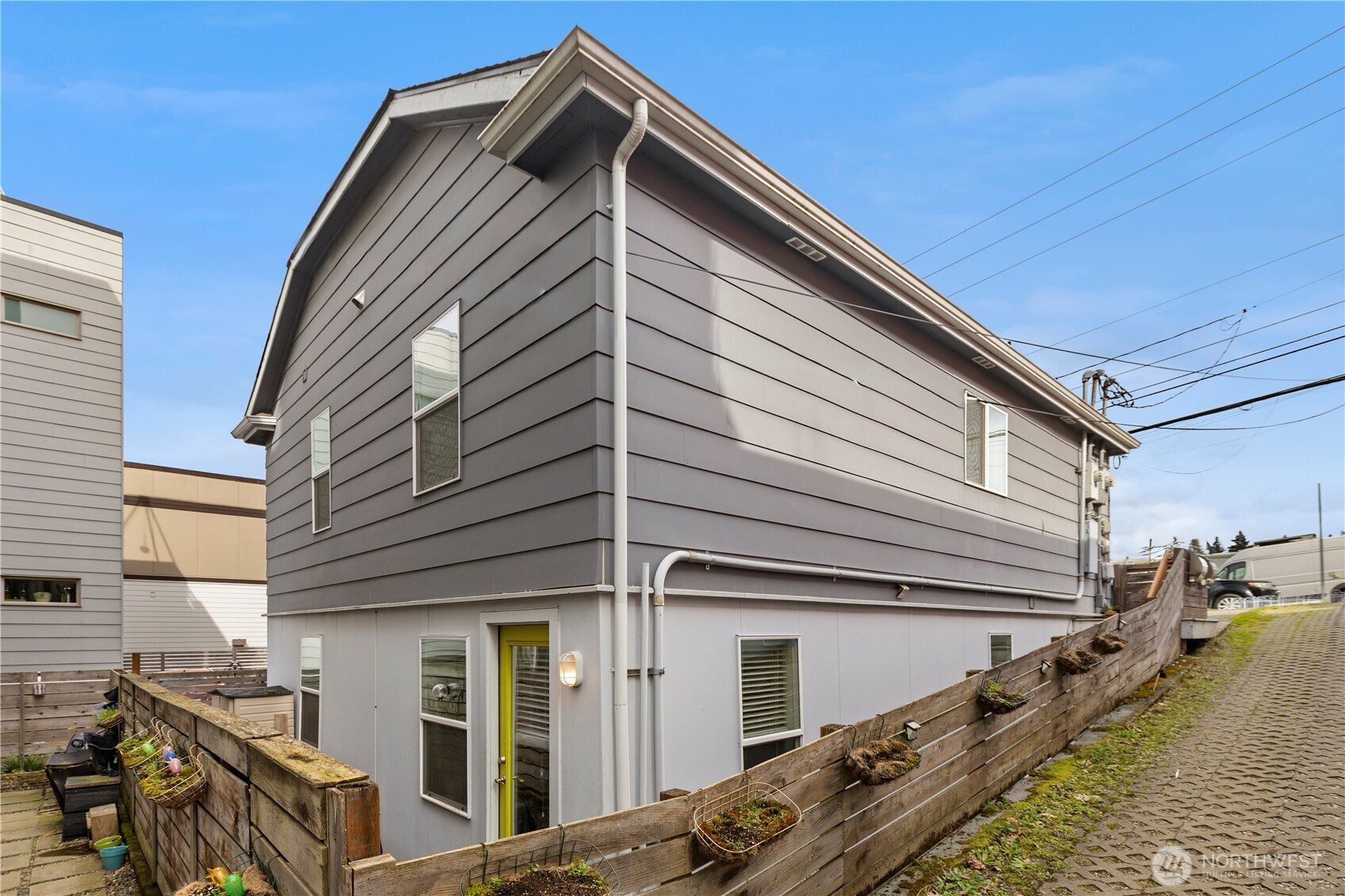 5045 37th Avenue S, Seattle, WA 98118