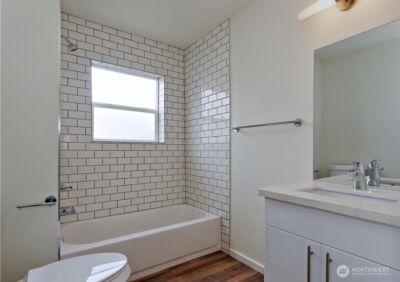 5045 37th Avenue S, Seattle, WA 98118 - Photo 6