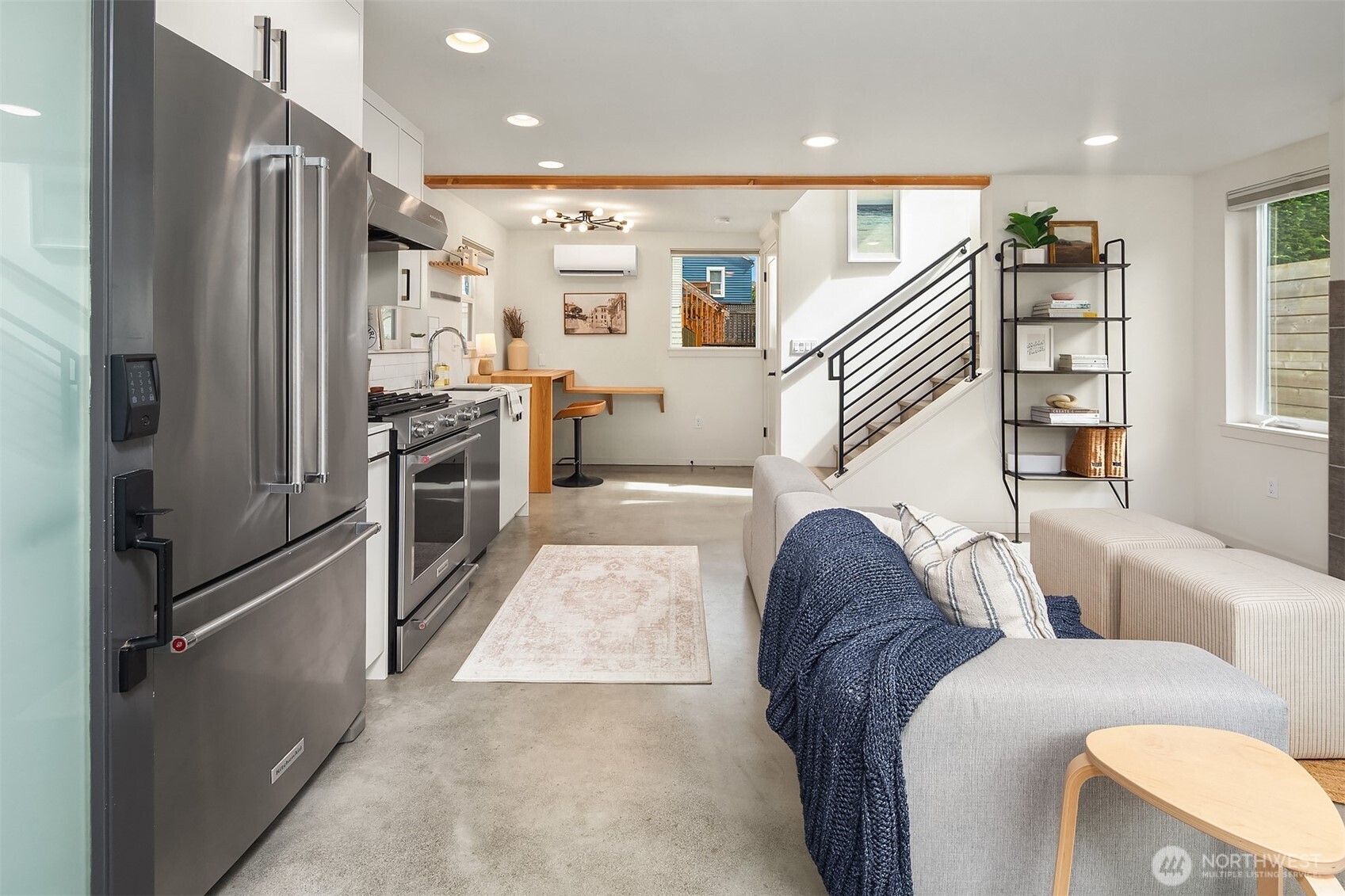 411 B NE 80th Street , Seattle, WA 98115