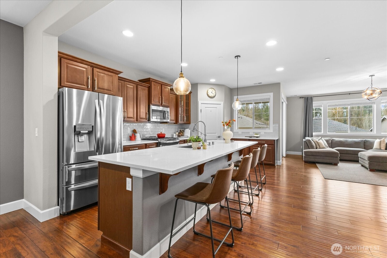 20048 94th Drive NE, Bothell, WA 98011-2348