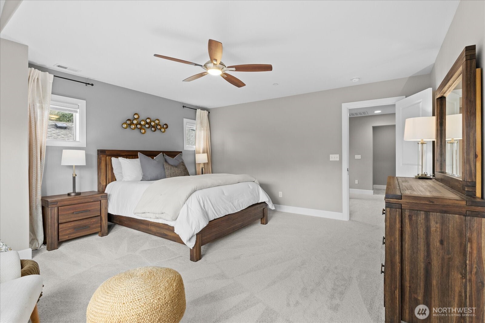 20048 94th Drive NE, Bothell, WA 98011-2348