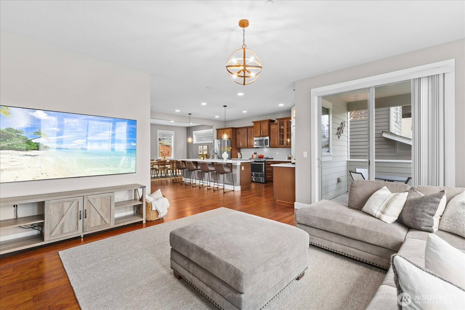 20048 94th Drive NE, Bothell, WA 98011-2348