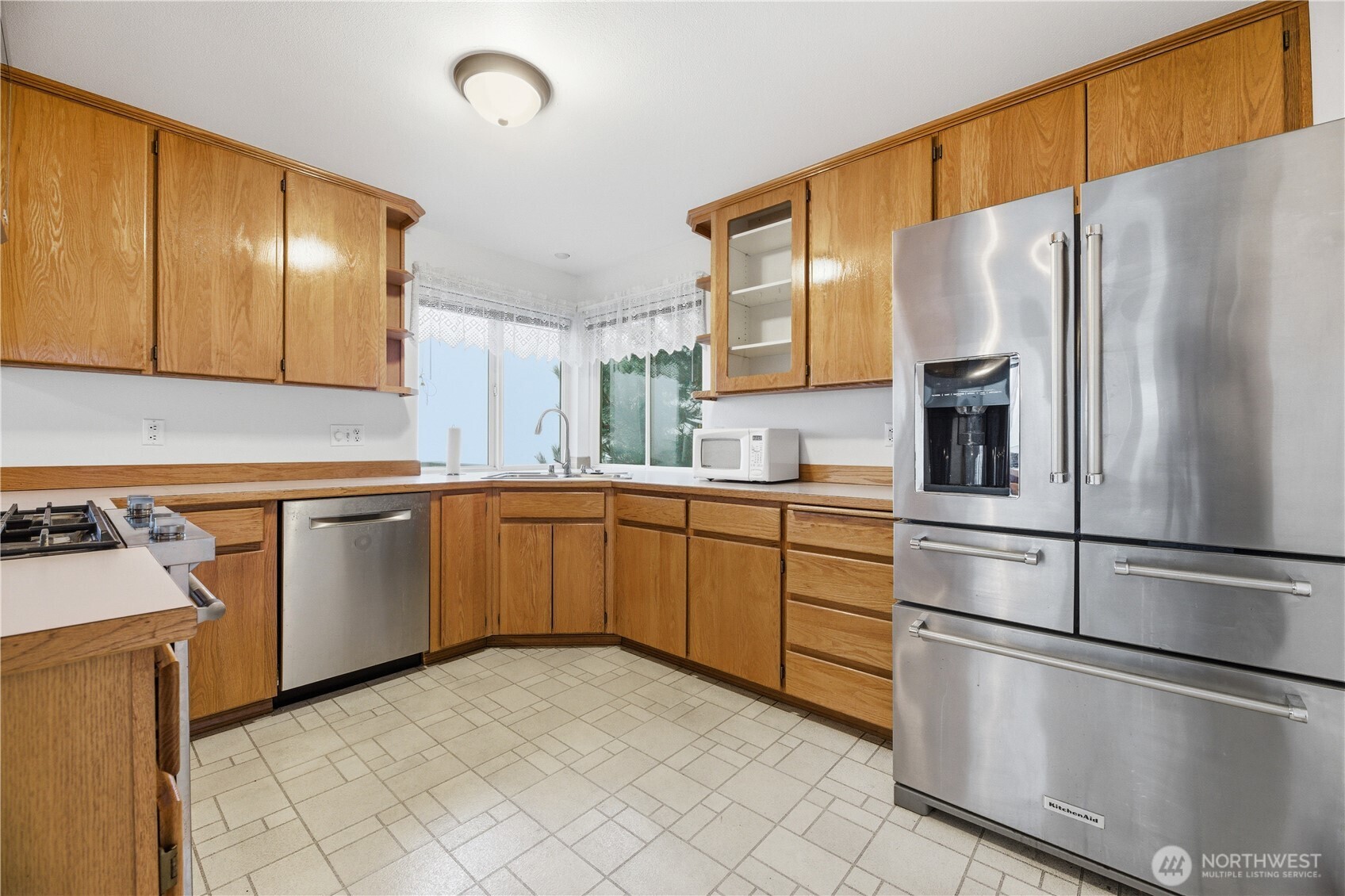 1924 5th Street SE, Puyallup, WA 98372