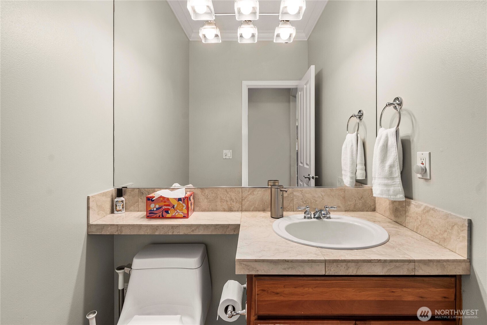 3723 Lincoln Court NE, Renton, WA 98056