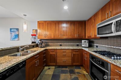 1515 Dock Street #409, Tacoma, WA 98402 - Photo 8