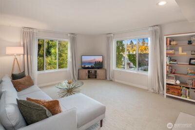 5225 50th Avenue NE #208, Seattle, WA 98105 - Photo 7