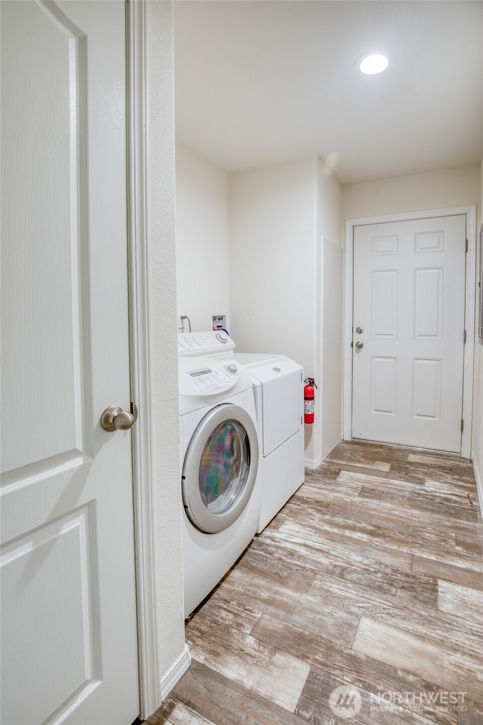 810 Magellan Avenue NE, Ocean Shores, WA 98569