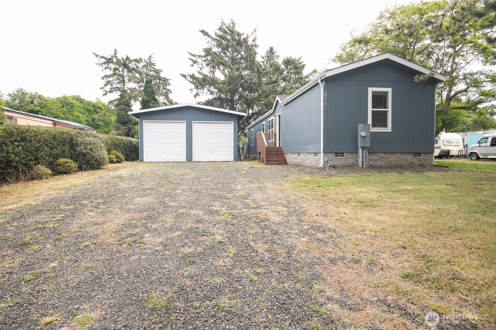 810 Magellan Avenue NE, Ocean Shores, WA 98569