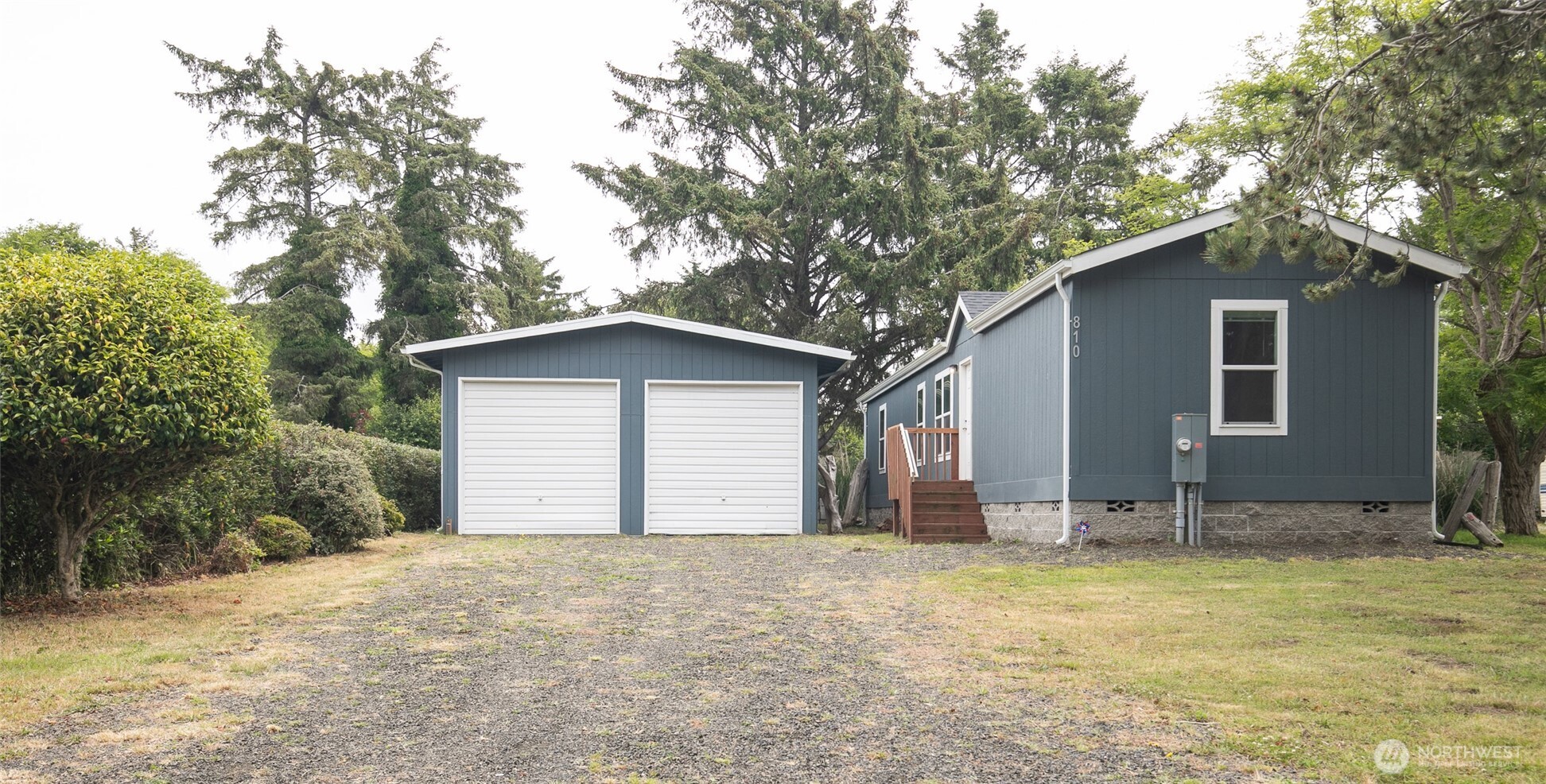 810 Magellan Avenue NE, Ocean Shores, WA 98569