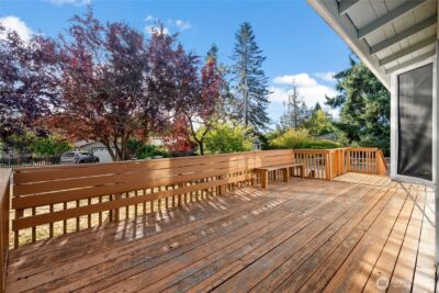 633 E Arcadia Avenue , Shelton, WA 98584 - Photo 3