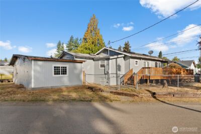 633 E Arcadia Avenue , Shelton, WA 98584 - Photo 5