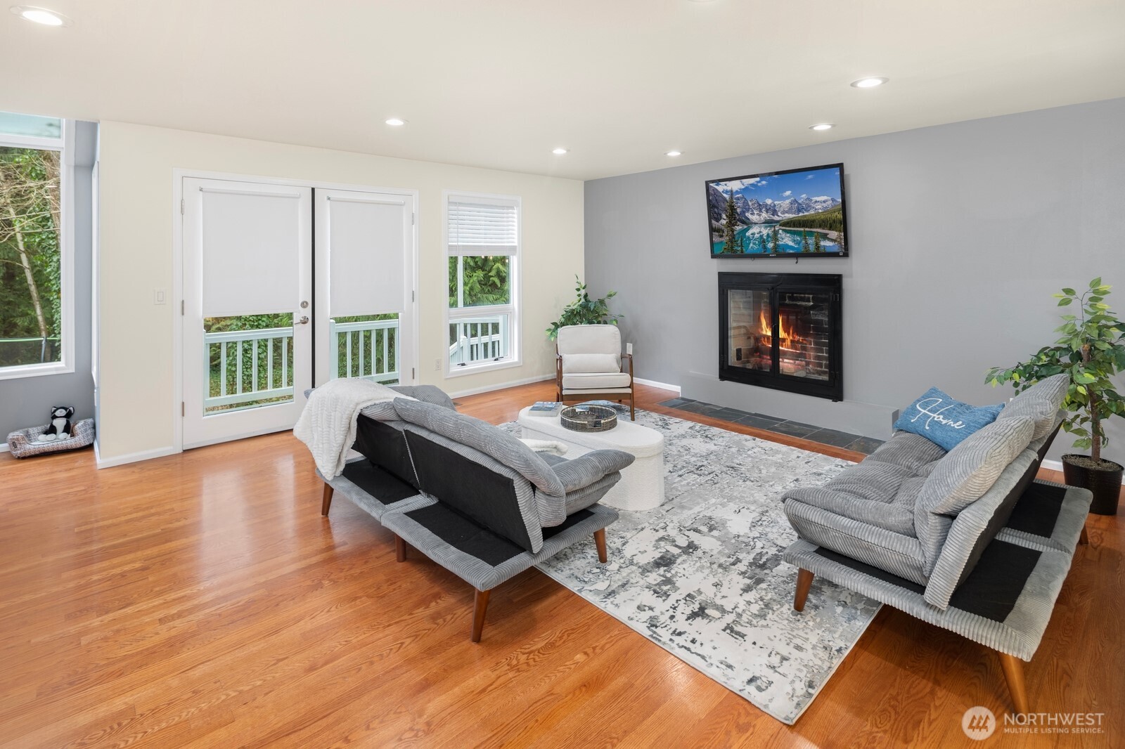 14916 NE 76th Court , Redmond, WA 98052