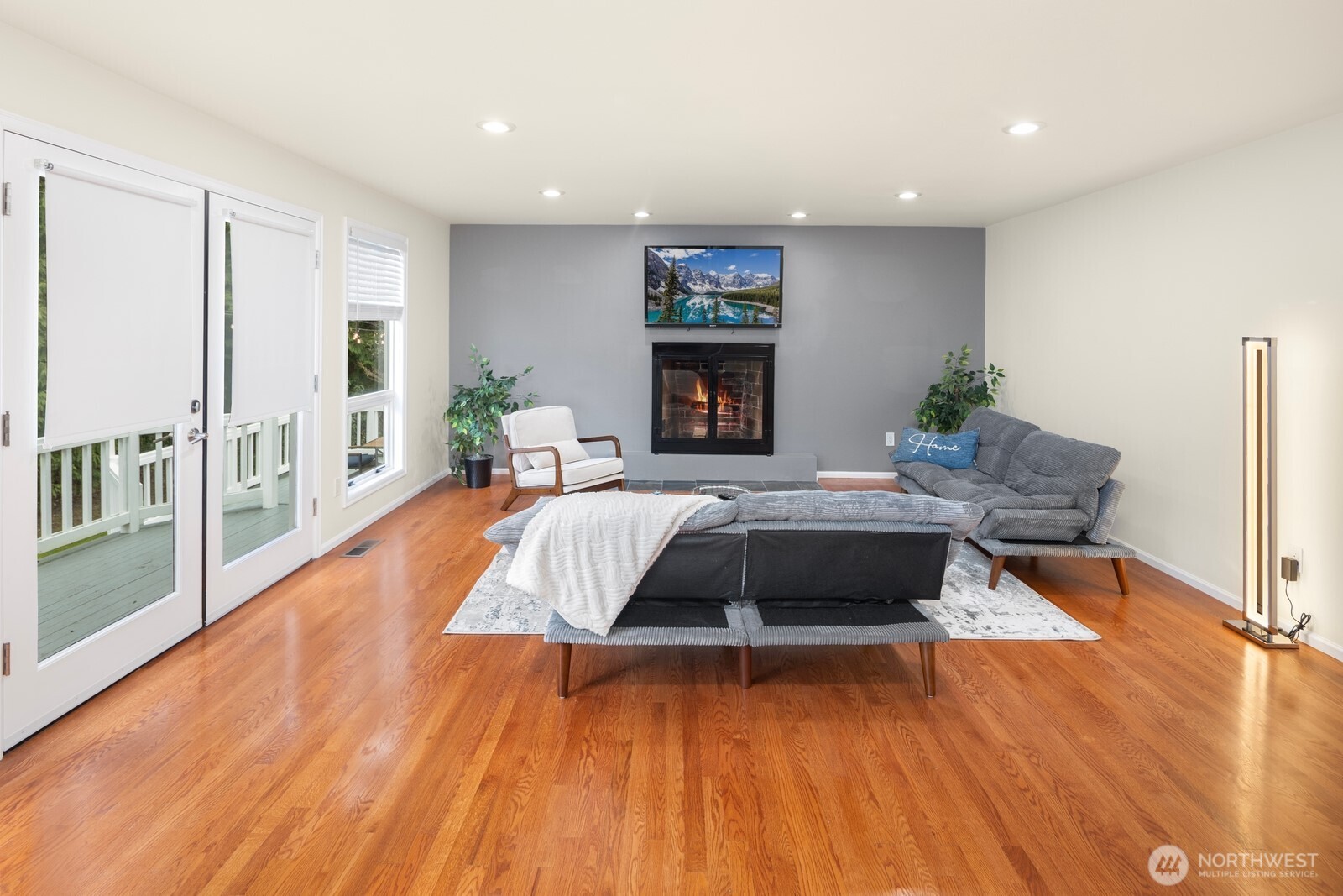 14916 NE 76th Court , Redmond, WA 98052