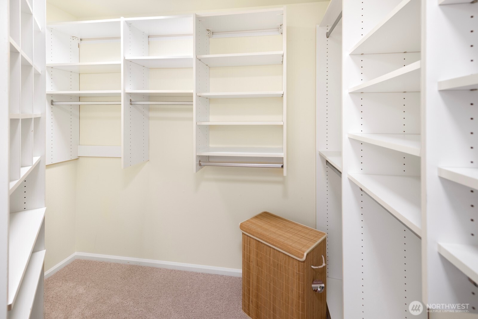 14916 NE 76th Court , Redmond, WA 98052