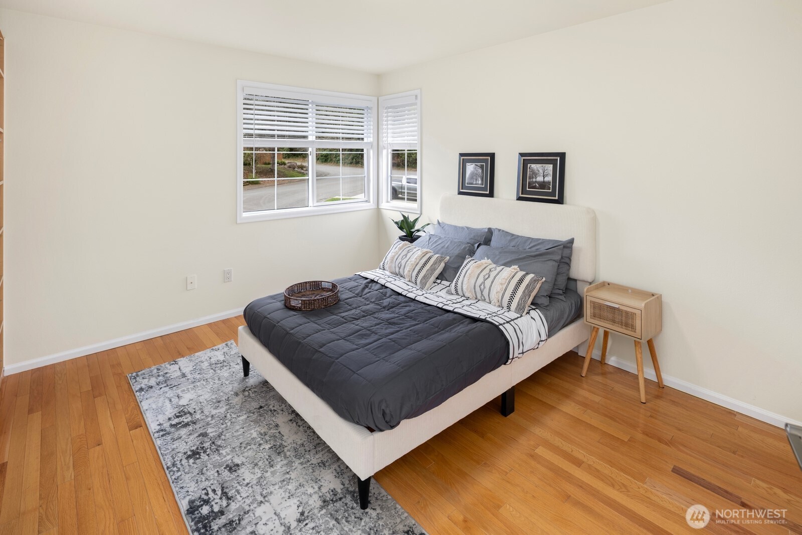 14916 NE 76th Court , Redmond, WA 98052