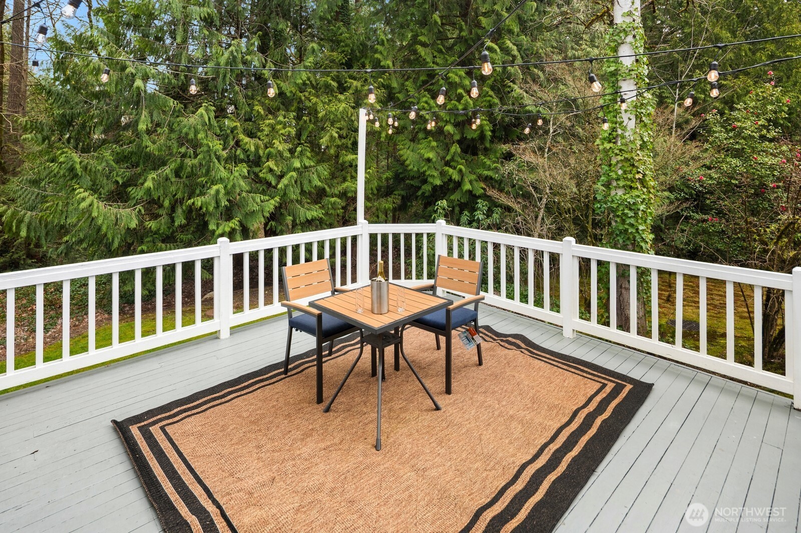 14916 NE 76th Court , Redmond, WA 98052