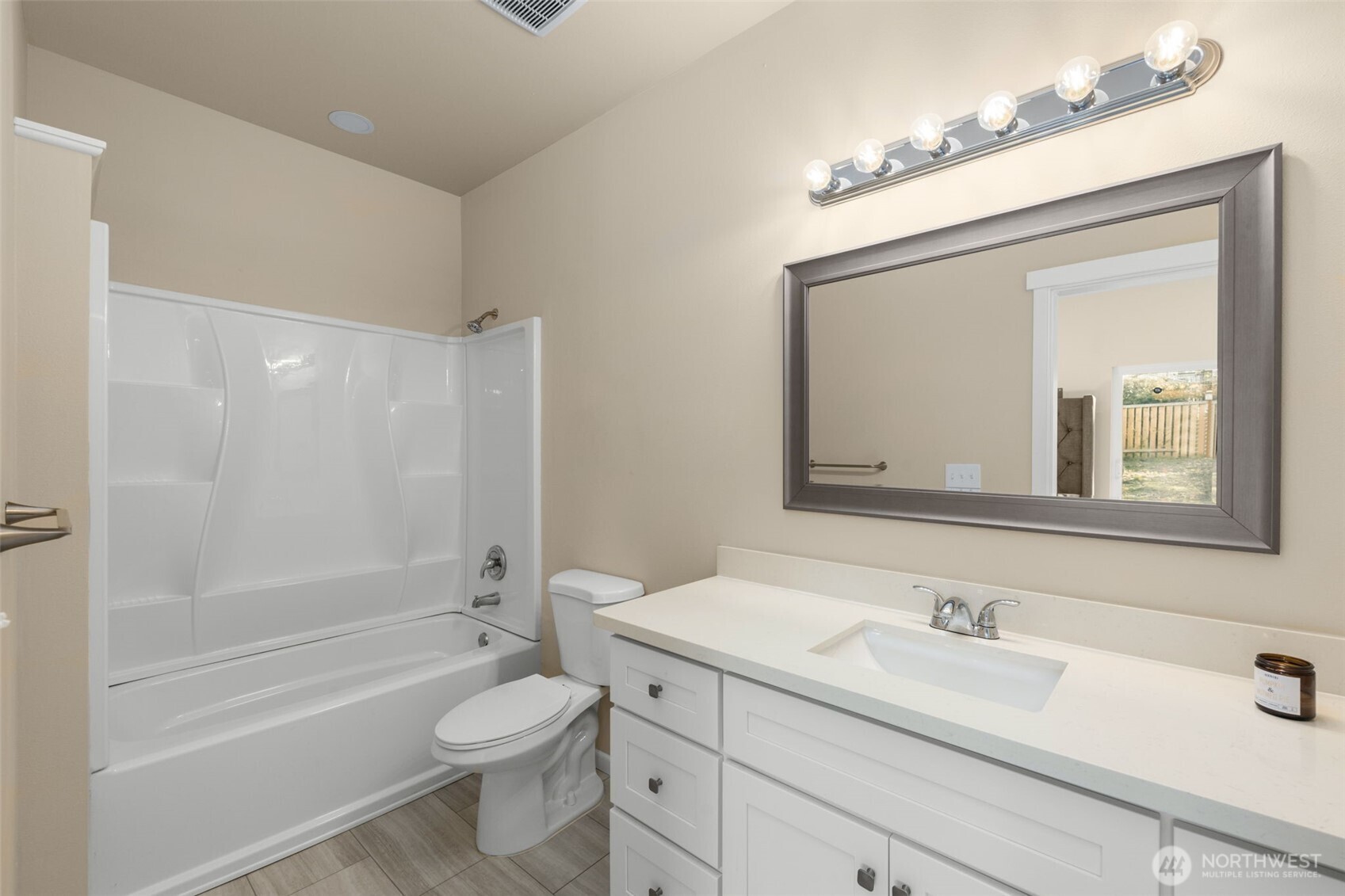 942 S M Street , Tacoma, WA 98405