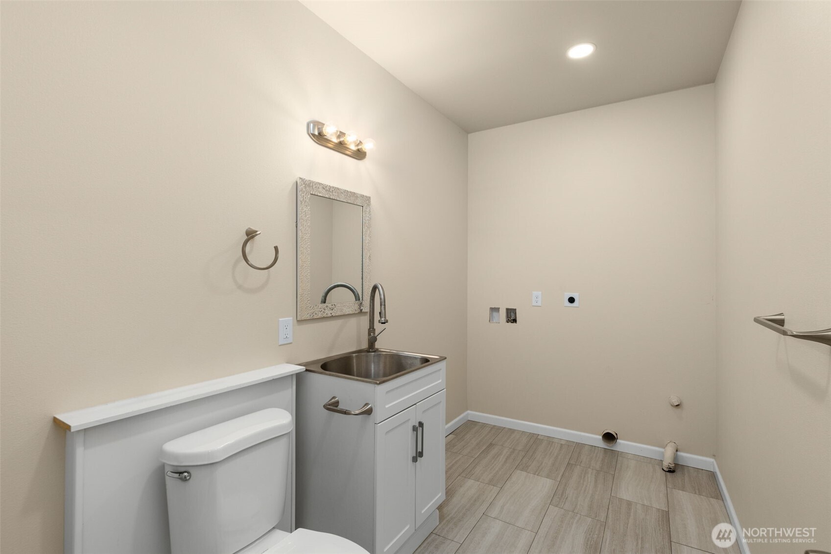 942 S M Street , Tacoma, WA 98405