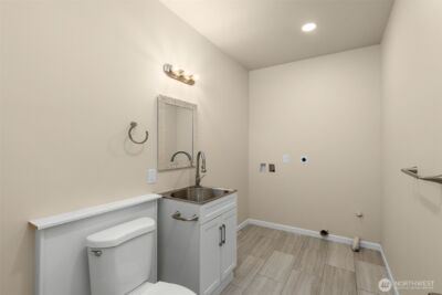 942 S M Street , Tacoma, WA 98405 - Photo 17