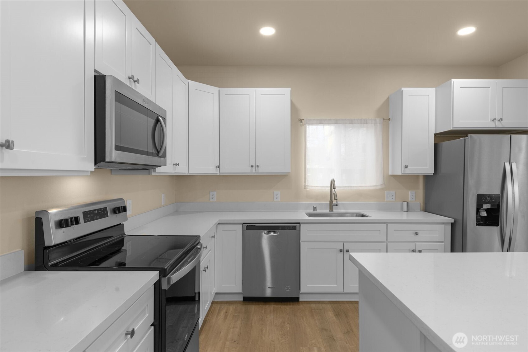 942 S M Street , Tacoma, WA 98405