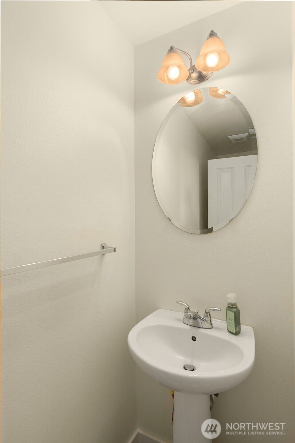 6895 Holly Park Drive S, Seattle, WA 98118