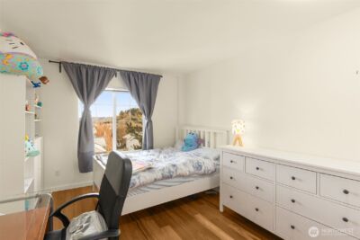 6895 Holly Park Drive S, Seattle, WA 98118 - Photo 20