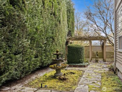 19607 110th Place NE, Bothell, WA 98011-1753 - Photo 35