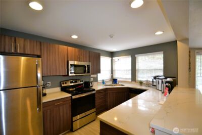 19607 110th Place NE, Bothell, WA 98011-1753 - Photo 38