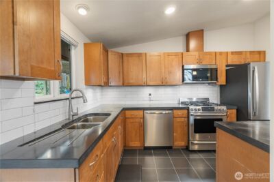 109 View Drive , Aberdeen, WA 98520 - Photo 9