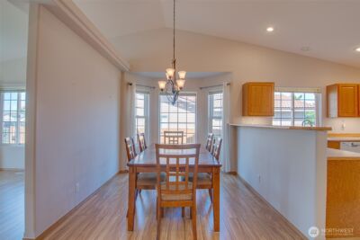 310 E Tanglewood Drive , Moses Lake, WA 98837 - Photo 2