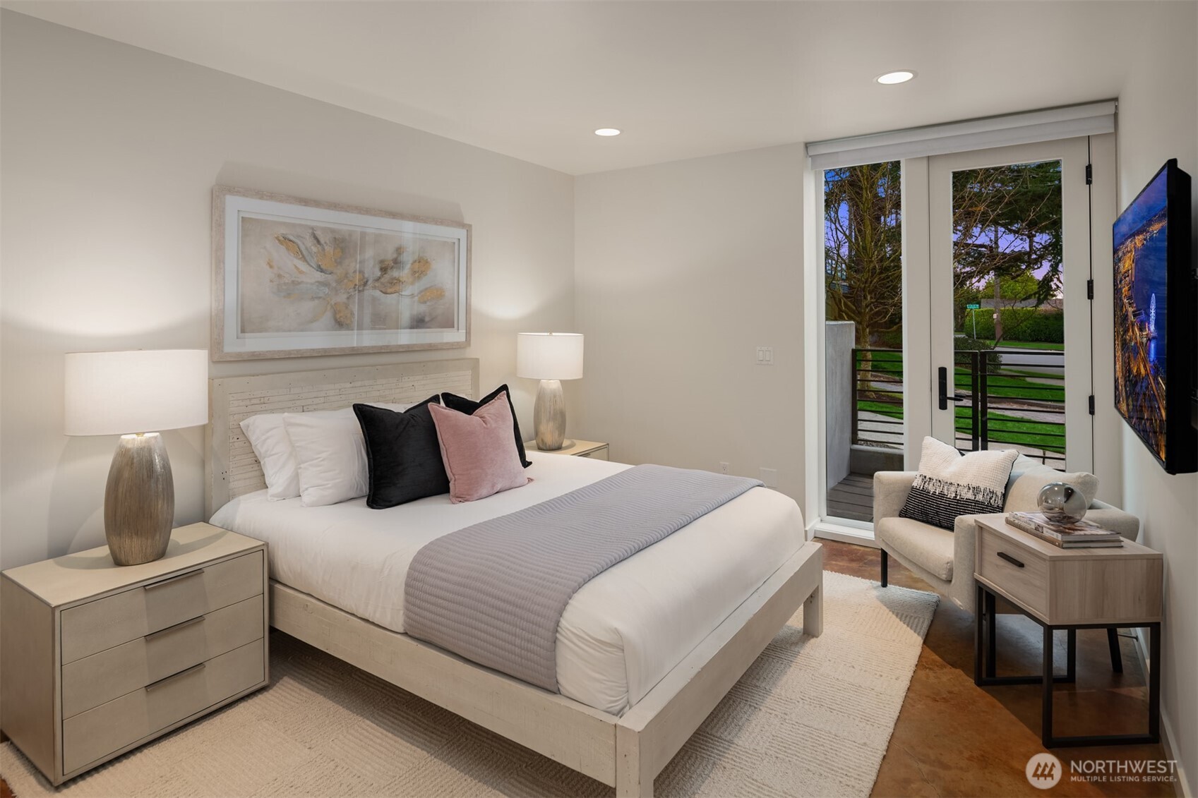 1400 Olympic Way W, Seattle, WA 98119