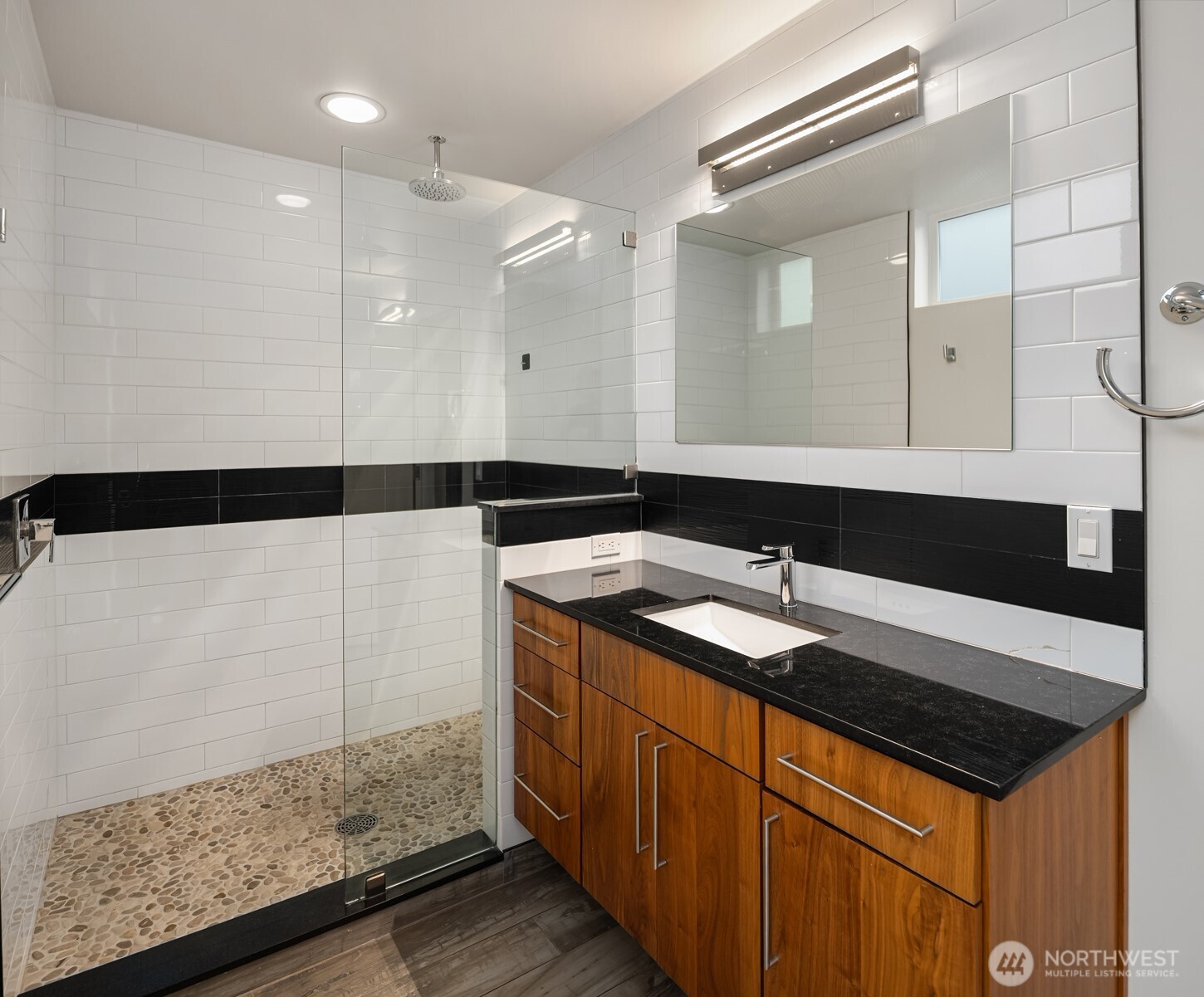 1400 Olympic Way W, Seattle, WA 98119