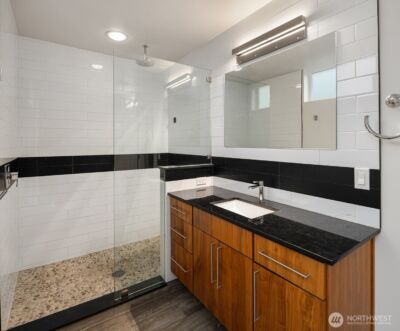 1400 Olympic Way W, Seattle, WA 98119 - Photo 17