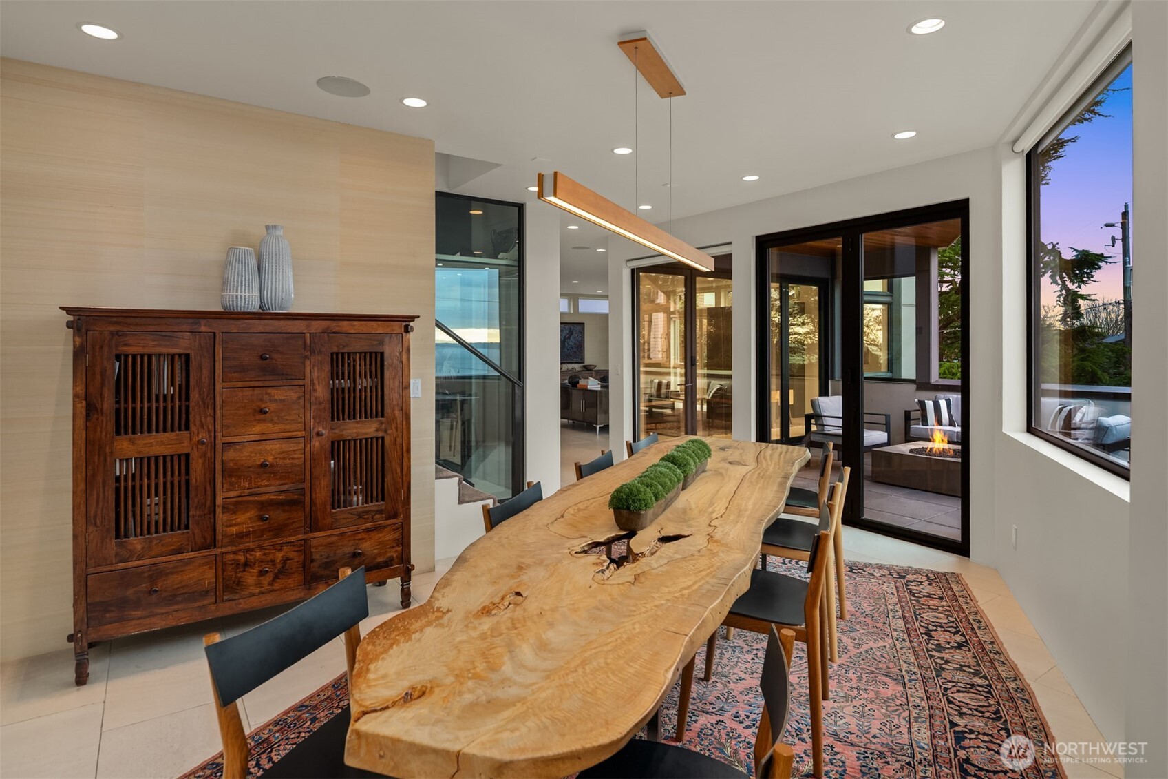 1400 Olympic Way W, Seattle, WA 98119