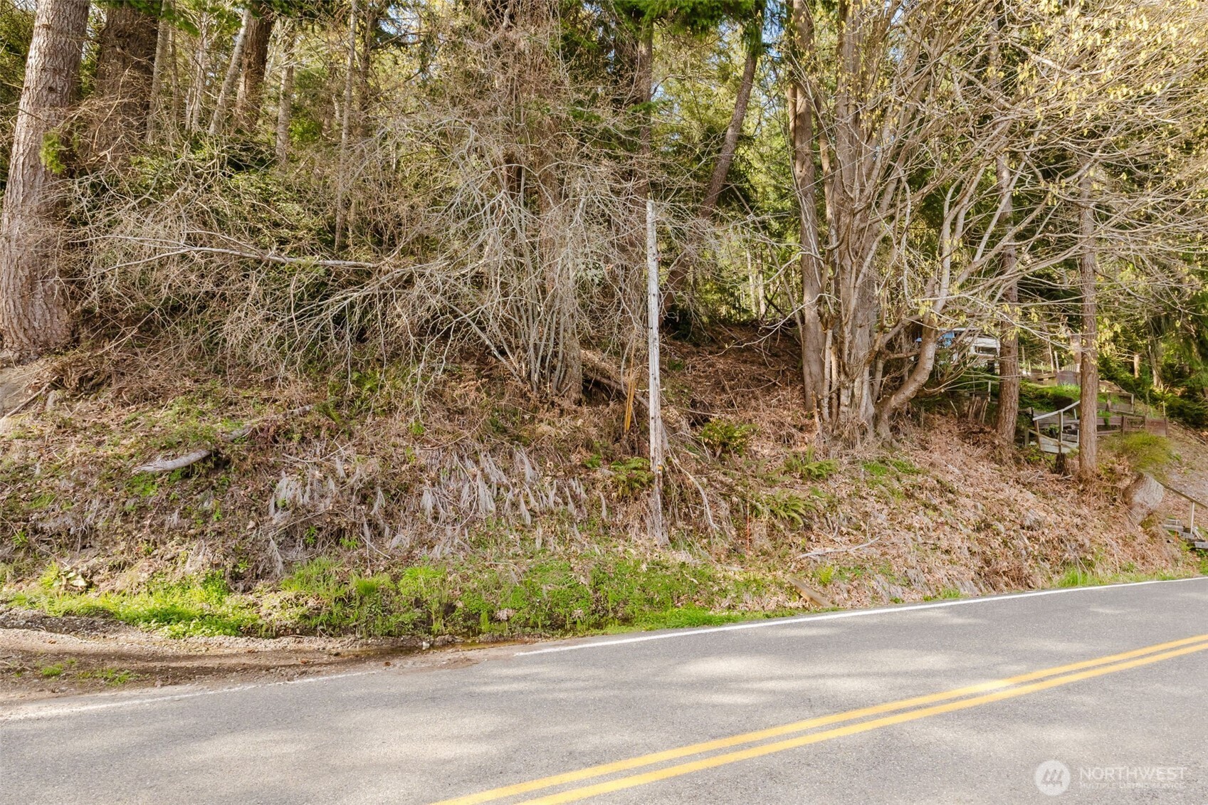 10212 NE North Shore Road , Belfair, WA 98528