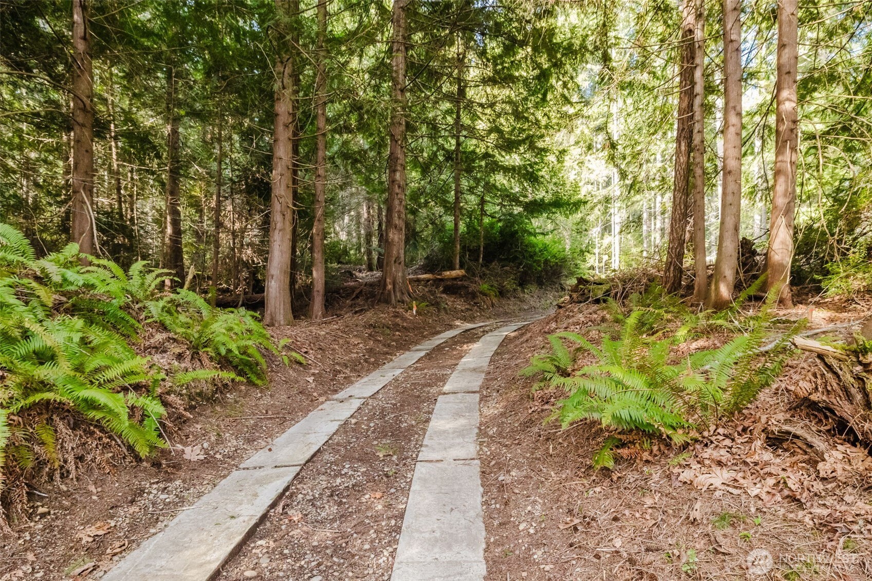 10212 NE North Shore Road , Belfair, WA 98528