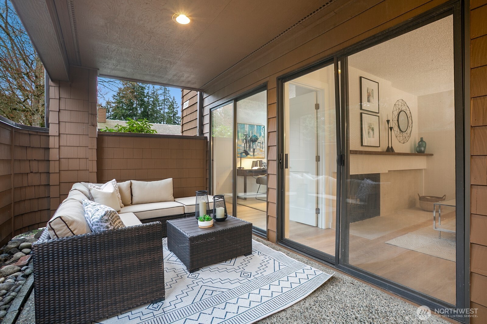 11510 NE 128th Street #2, Kirkland, WA 98034