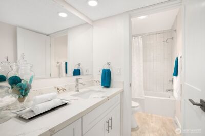 11510 NE 128th Street #2, Kirkland, WA 98034 - Photo 14
