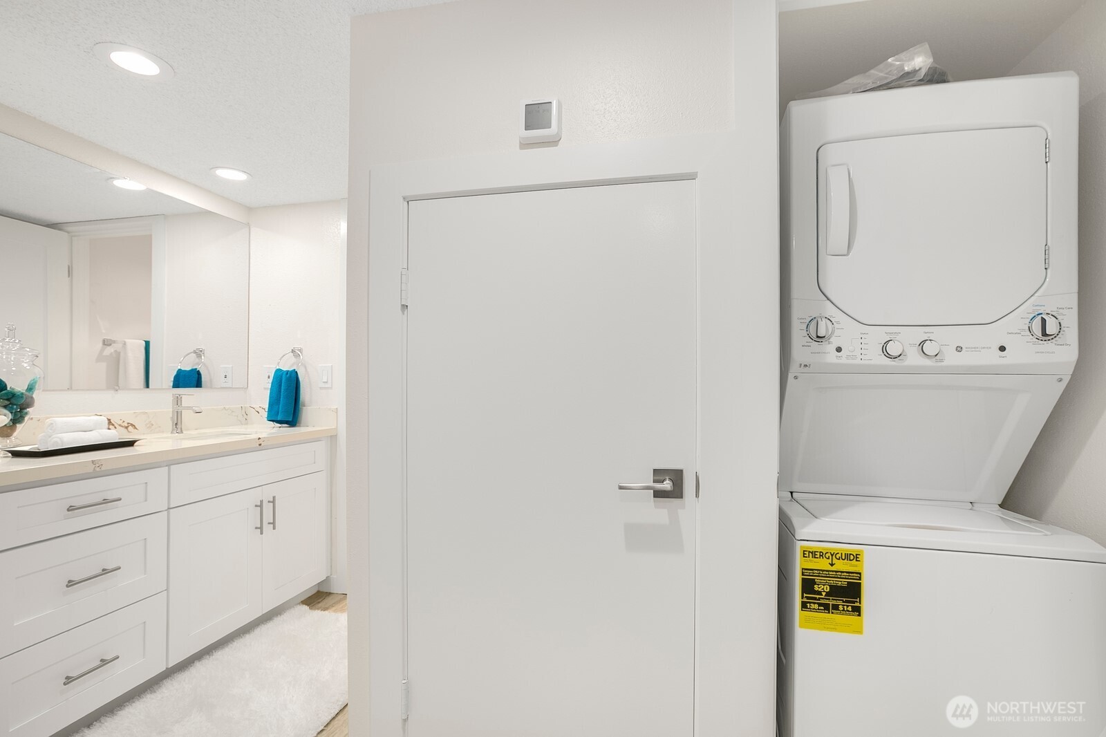 11510 NE 128th Street #2, Kirkland, WA 98034