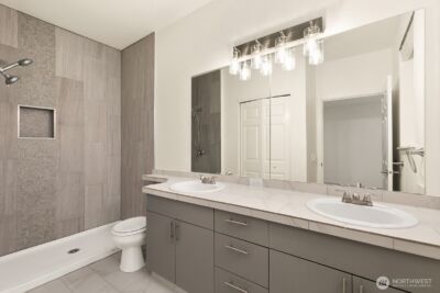 12530 Admiralty Way #B104, Everett, WA 98204 - Photo 11