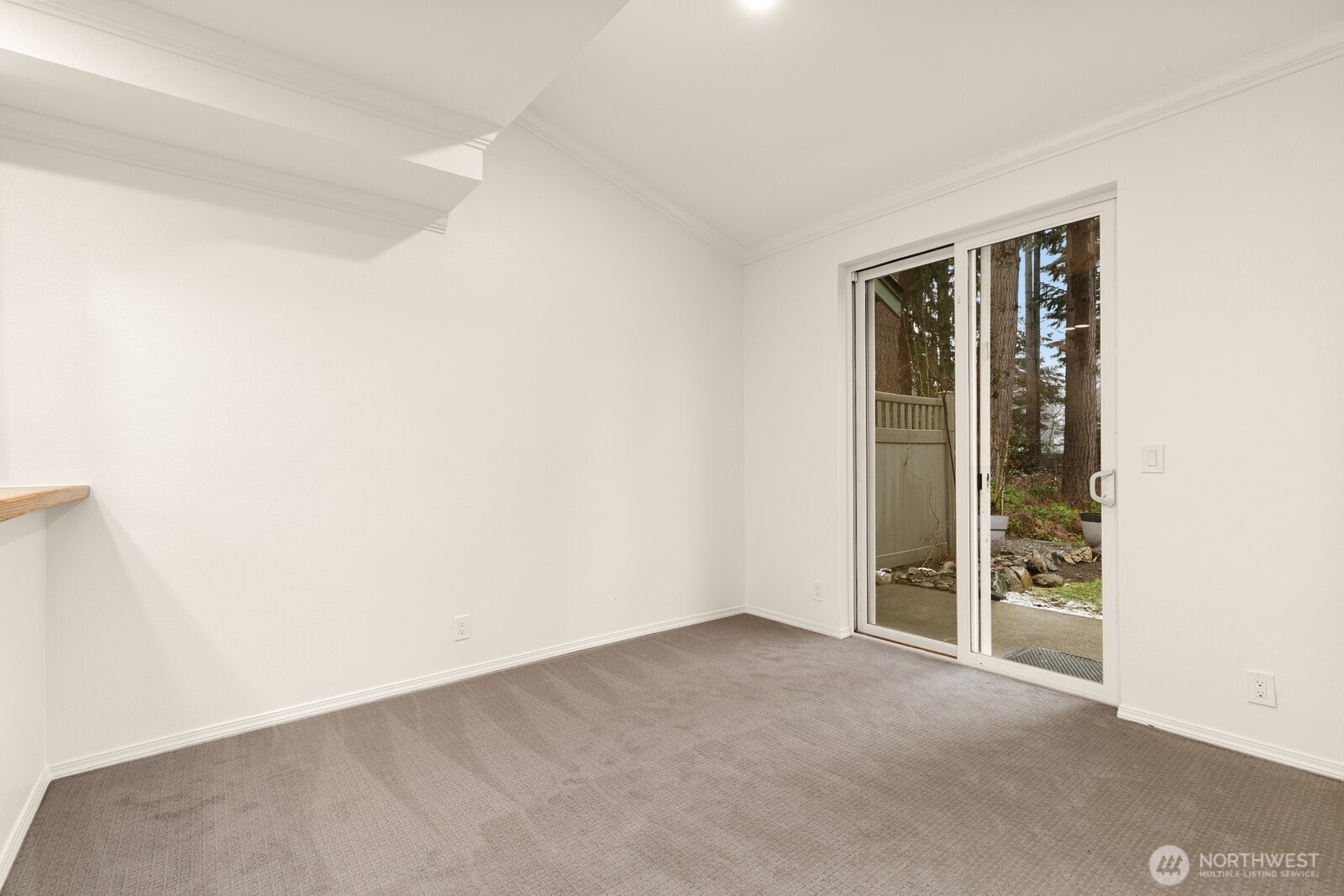 12530 Admiralty Way #B104, Everett, WA 98204