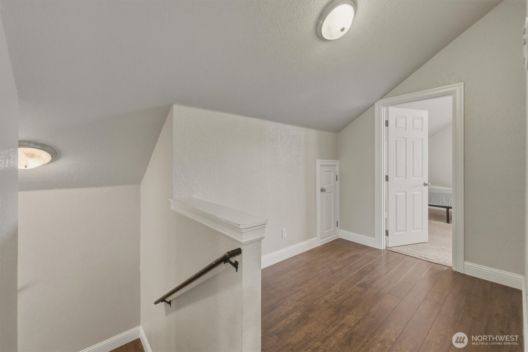 1215 30th Avenue , Longview, WA 98632